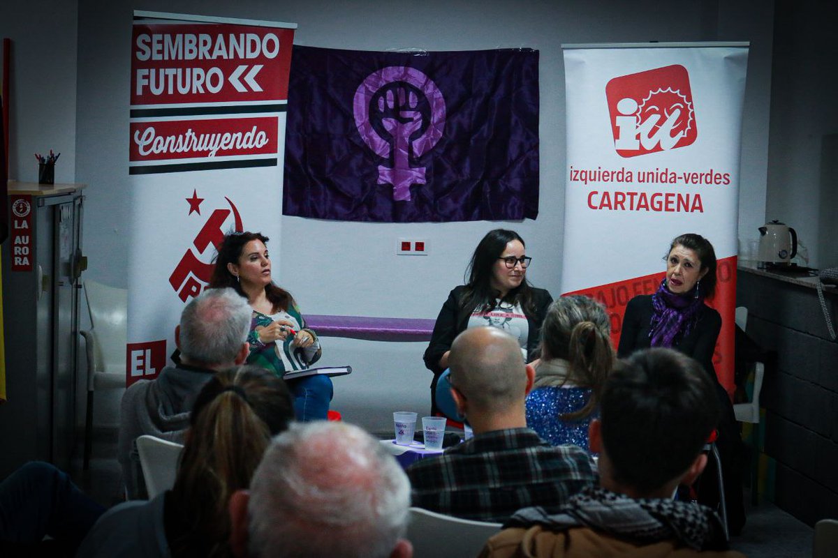 ♀️✊🏽Nutrida asistencia a la jornada feminista organizada por <a href="/IUVerdesCT/">Izquierda Unida Cartagena♀️ 🇵🇸🔻</a> y <a href="/PCE_Cartagena/">Núcleo Comunista de Cartagena ☭</a> en el Centro Social La Aurora. Formación, convivencia, concienciación y diversión para avanzar en igualdad‼️ #8deMarzo 
#Feminismo #Cartagena