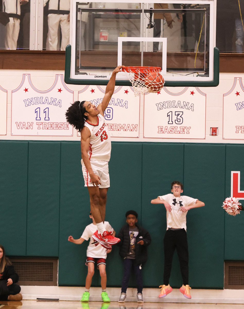 ICYMI - The #5 Wildcats (24-3) defeated the #7 Irish 75-61 to capture the program’s 20th IHSAA sectional title. Watch the entire championship game for free right here: ihsaatv.org/?B=1003883 @ltgoodnews @LNHSwildcats @cgiffin78 @LNFanSection_ @9thLNWildcats @FCVAthletics