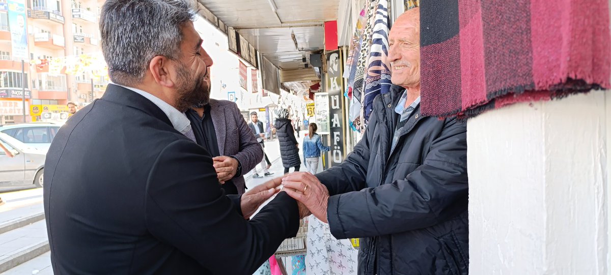 ferhat01uzun's tweet photo. #Niğde miz için durmadan yorulmadan bu sefer HÜDA PAR'ımızın hizmet ve adil yönetimi ile buluşturacağız.
@HurDavaPartisi 
#BuSeferHÜDAPAR https://t.co/LpBM4qfCER