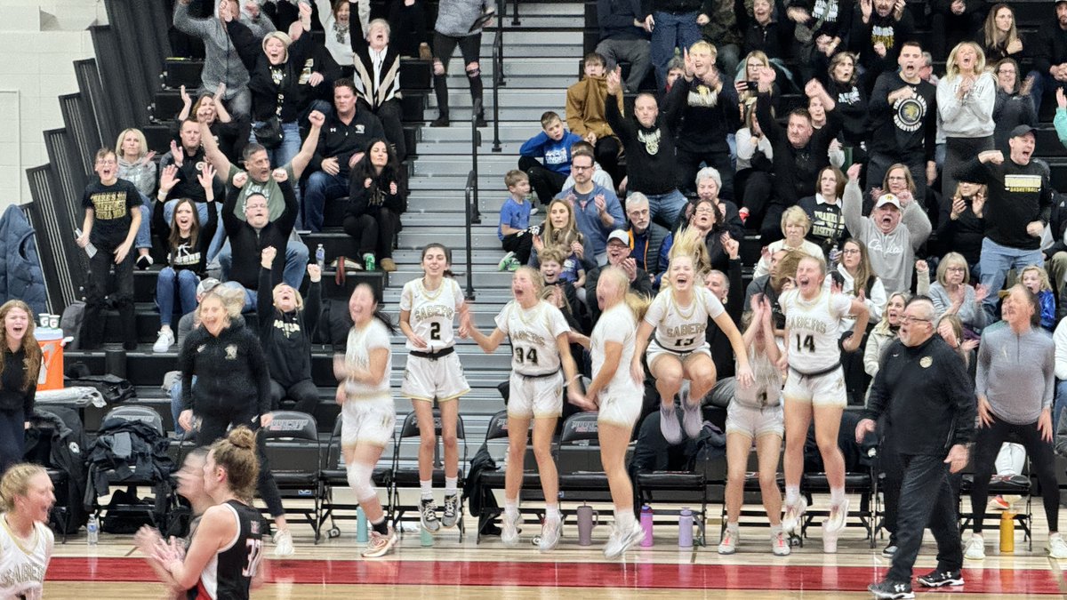 FranklinSabers's tweet image. Congrats to our Sabers Girls Basketball program!  They (No. 2) defeated Muskego (No. 1) last night 54-50 in Sectional Semi-Final play to advance to the STATE TOURNAMENT!  Up next is Arrowhead at the Resch Center in Green Bay Fri (3/8) at 6:35p. Ticket info soon! #BetterCommunity
