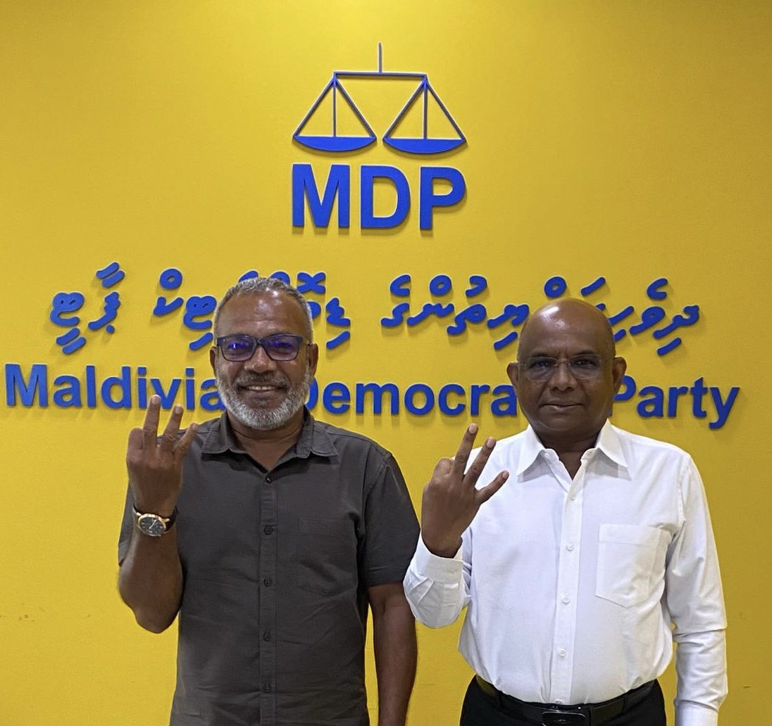 Feydhoo Uthuru #Majlis20 <a href="/MDPSecretariat/">MDP Secretariat</a> candidate Ahmed Shareef aa bahdhalukoh campaign aa beheygothun miadhu vaahaka dhakkaalevunu. Addu akee islaahee fikurah bodu thaaeedheh abadhuves onna city eh. #MisraabuHamaMagah gendhiyumah, Ahmed Shareef Candidate Number 3 ah vote