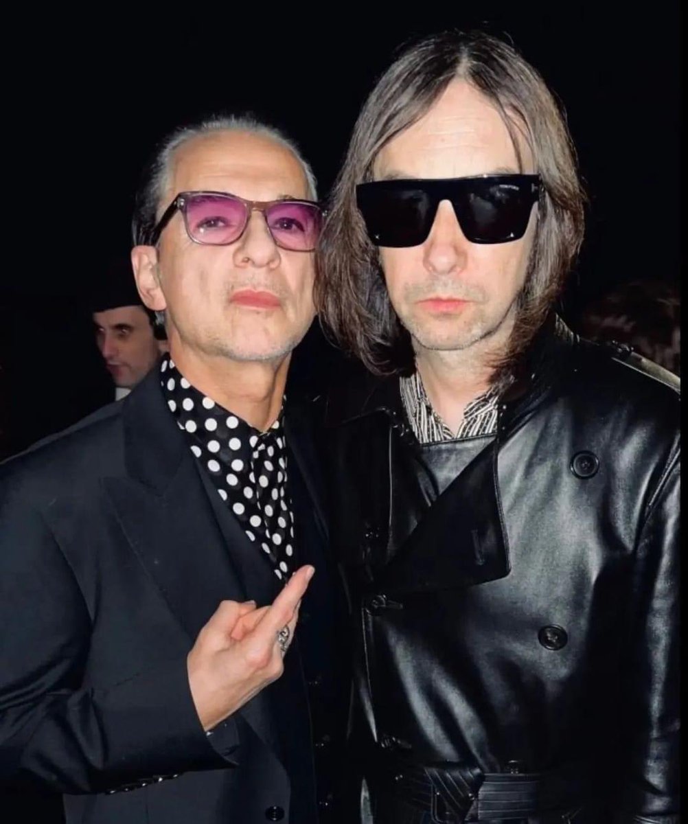 Dave & Bobby Gillespie yesterday at Fashion Week Paris 

#DepecheMode #bobbygillespie #Paris #fashionweek #DaveGahan #MementoMoriTour