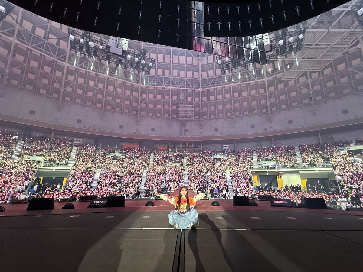 _IUofficial's tweet photo. [📷]
240303
그 모든 날들의 어느 열렬한
유애나의 관객이 될게💚

#아이유 #IU
#HER #HER_WORLD_TOUR https://t.co/ffTlYin8x3
