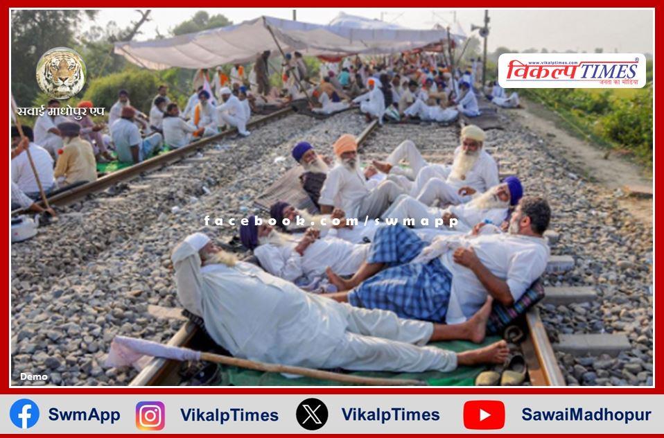 #News #Delhi '6 मार्च को दिल्ली कूच करेंगे किसान, वहीं 10 को रेल रोको आंदोलन'

vikalptimes.com/farmers-will-m…

#Farmers #indianfarmer #RailRokoAndolan #HindiNews #Demand #SawaiMadhopurApp #VikalpTimes