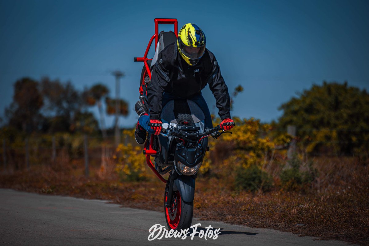 Stoppie at the prison break event.. this was a good time and if you ride like me and my friends do you gotta go to this event next year..