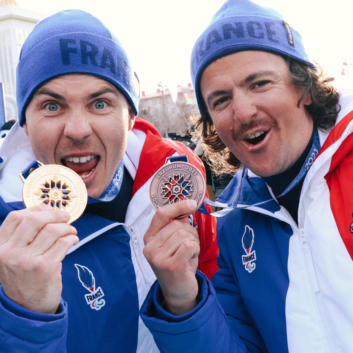 FRAparalympique's tweet image. Elles sont là les premières médailles des Bleus 🇫🇷