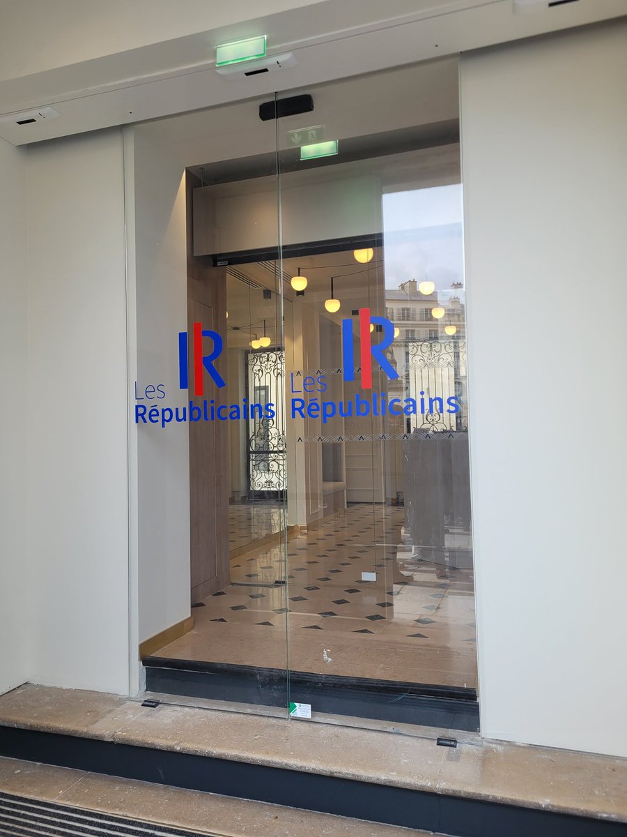 Dylan Ouaknine (@dylan_ouaknine) on Twitter photo Formation matinale des cadres <a href="/jeunesreps/">Les Jeunes Républicains</a>, au nouveau siège <a href="/lesRepublicains/">les Républicains</a>, en vu des élections européennes derrière <a href="/fxbellamy/">Fx Bellamy</a> !
Ce fut l'occasion de partager nos travaux au sein du <a href="/YouthEPP/">YEPP</a> avec <a href="/AlexSaradjian/">Alexandre Saradjian</a> et <a href="/TheophileJdeM/">Théophile de Muizon</a> ! Formation matinale des cadres <a href="/jeunesreps/">Les Jeunes Républicains</a>, au nouveau siège <a href="/lesRepublicains/">les Républicains</a>, en vu des élections européennes derrière <a href="/fxbellamy/">Fx Bellamy</a> !
Ce fut l'occasion de partager nos travaux au sein du <a href="/YouthEPP/">YEPP</a> avec <a href="/AlexSaradjian/">Alexandre Saradjian</a> et <a href="/TheophileJdeM/">Théophile de Muizon</a> !
