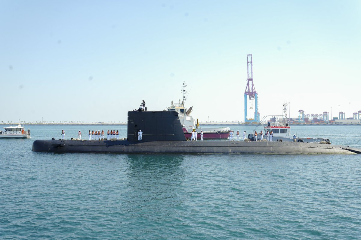 The arrival of warships at Hamad Port in preparation for #DIMDEX2024. Stay tuned for more exciting arrivals.