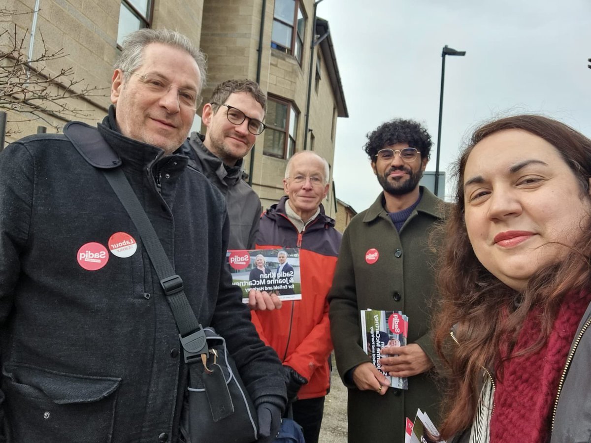 #TeamHaringey campaigning for @SadiqKhan & @JoanneMcCartney  in Noel Park, Woodside, Bounds Green and South Tottenham today. 

Residents we spoke to are keen to have a Labour Mayor back in City Hall and a Labour government 🌹