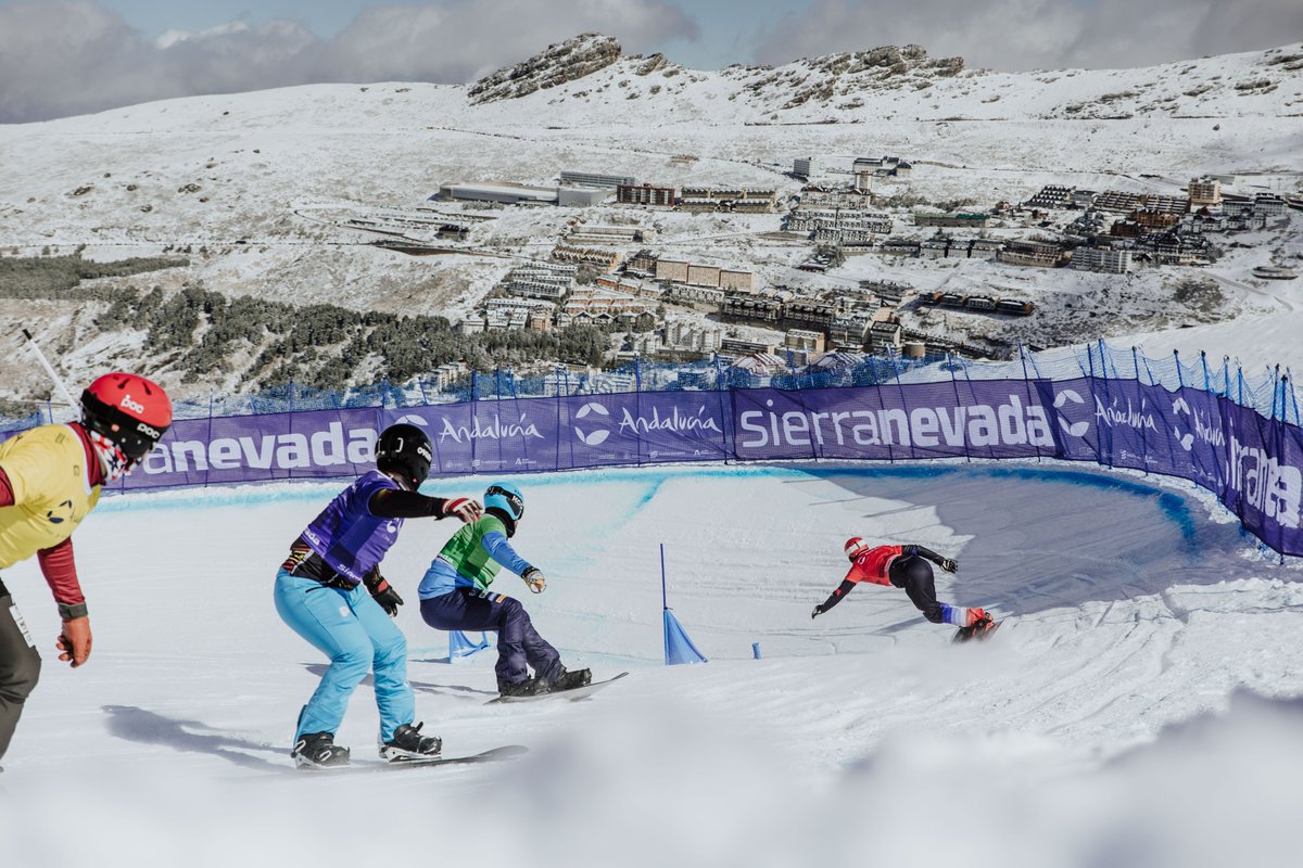 ¡Enhorabuena a los vencedores de la segunda Copa del Mundo FIS SBX! #SierraNevada #sn_sbx_2024
🏆 Podio masculino: 
🥇Merlin Surget 🇫🇷
🥈Eliot Grondin 🇨🇦
🥉Jakob Dusek 🇦🇹 
ℹ️ Crónica: acortar.link/n3bS3D