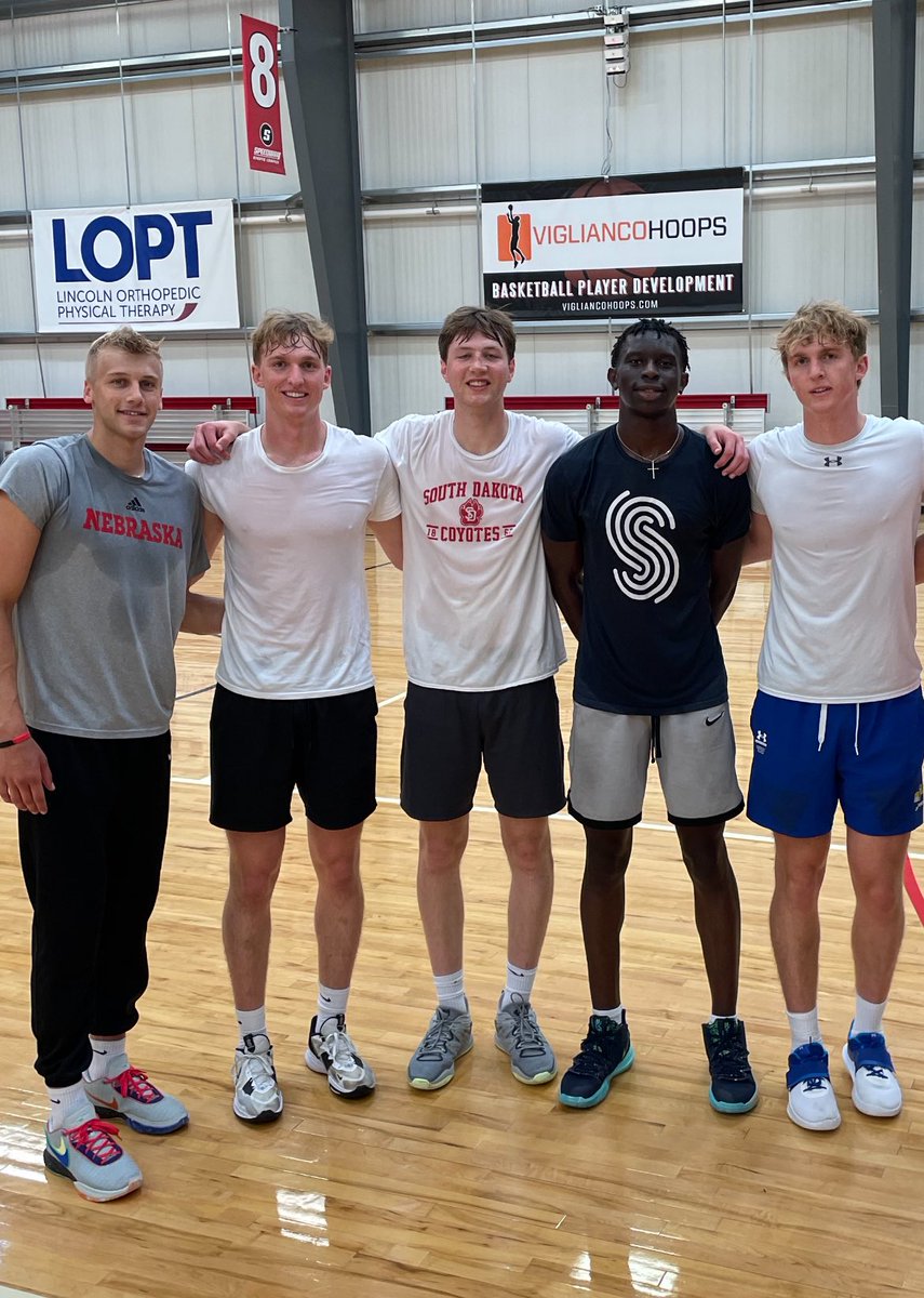 Thomas Viglianco tweet media