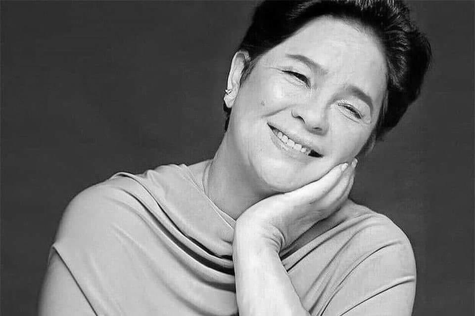 FonzyAdriane's tweet photo. REST IN PEACE 🕊️

Pumanaw na ang batikang aktres na si Jaclyn Jose sa edad na 59.

Natagpuan na lamang siyang walang buhay sa kanyang tahanan sa Quezon City, Linggo ng gabi.

Huling napanood ang award-winning actress sa FPJ’s Batang Quiapo bilang si Chief Espinas

#JaclynJose https://t.co/HvQ7TlurHO