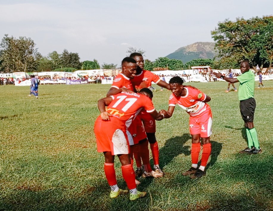 SpiceFMHoima's tweet image. 82'  || Kitara FC 1⃣:0⃣SC Villa fc. 
Tumwesige Zaga scores from s set piece
#KITSCV #StanbicUgandaCup || #50thEdition
