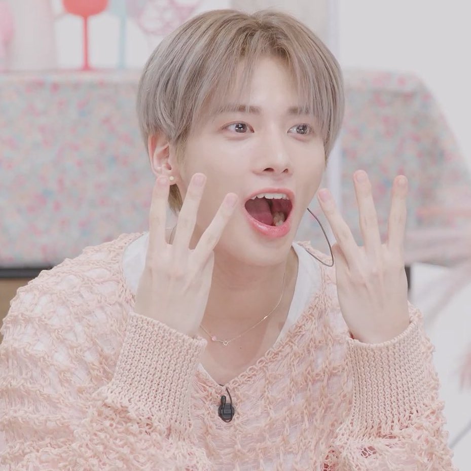 cui_oddi's tweet photo. @BIGHIT_MUSIC WAAAAAAAAAAAAAAAAW https://t.co/nOQMoDfj9H