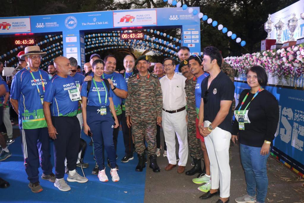 IaSouthern's tweet photo. Teaming up with @IaSouthern, #PoonaClub Ltd orchestrated the vibrant Poona #HalfMarathon, uniting 12,000 enthusiastic participants. Lt Gen AK Singh, #ArmyCdr, honoured the occasion by flagging off the run & inspiring everyone to embrace active #CommunityEngagement
#Pune
@punekar https://t.co/F7KC7e4Dyq