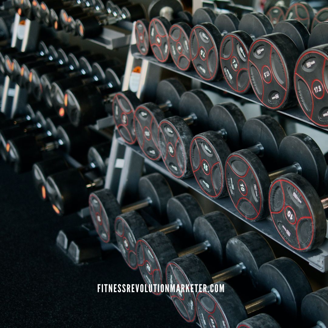 FitnessRevMktr's tweet image. Break free from lifting heavy! 💪 It&apos;s not just about weights, it&apos;s about smart training. Let&apos;s embrace strength science! Share your fitness journey! 🌟🏋️‍♀️ #SmartStrength #MuscleMythBusting #FitWisdom #FitnessRevolution