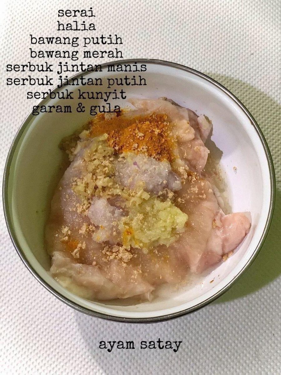 byndhome's tweet photo. Tips masak ayam guna air fryer.

Bakar pada suhu 180 selama 20 minit. Kemudian terbalikkan ayam, bakar lagi 10 minit dgn suhu yg sama. 

Hasil dia ayam akan garing diluar, lembut di dalam 😋

Sumber : Feedalee

*Resepi perapan ada pada gambar 🫶🏻 https://t.co/Yk6HV8fbk9