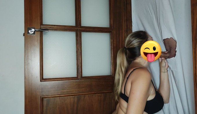 El d&iacute;a 23 de marzo tendremos un piso alquilado en Murcia para hacer un gloryhole casero... Interesados<a href="/tag/bbc"class="tags"><span>#bbc</span></a><a href="/tag/cuckold"class="tags"><span>#cuckold</span></a><a href="/tag/husbandandwife"class="tags"><span>#husbandandwife</span></a>