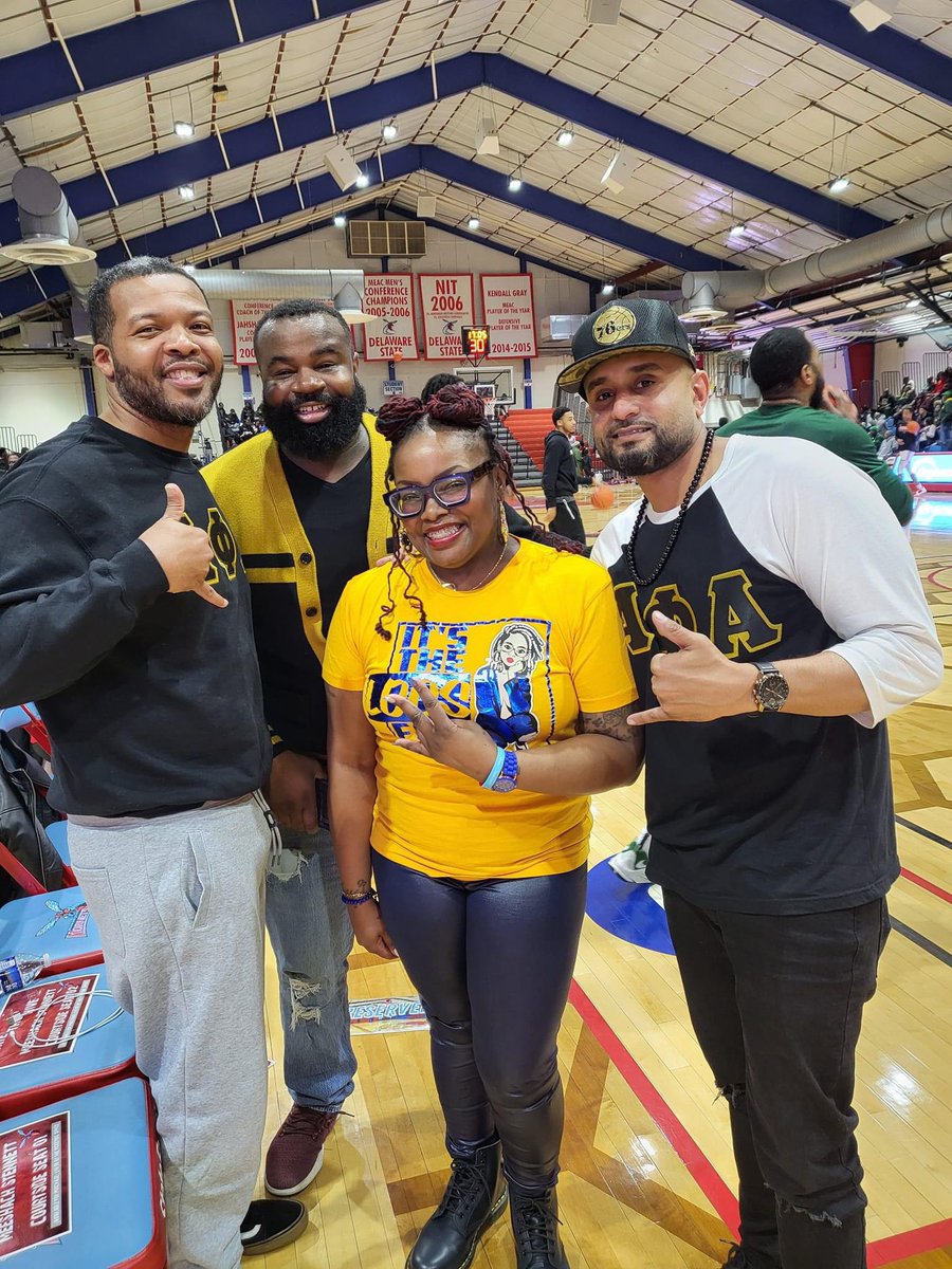 dtspoodles's tweet photo. Members of the CDAC NPHC supported the Delaware State men's and women's basketball teams as they took on Norfolk State. Support and service is what we do💙❤️🩵

#CDACNPHC #Support #CommunityService #KentCounty #SussexCounty #APhiA #AKA #OPP #KAY #DST #PBS #ZPhiB #SGRho #IPhiT https://t.co/qpdrw84M3Z