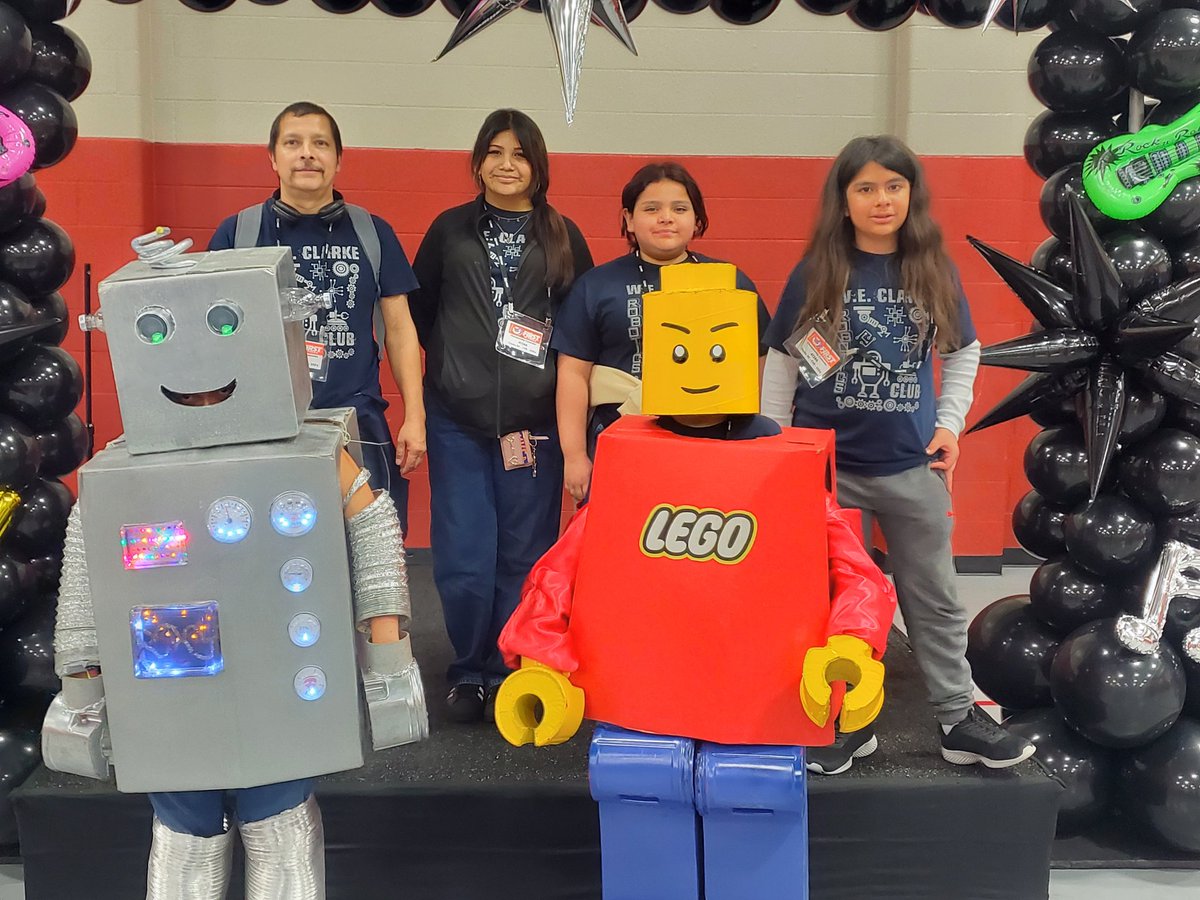 Stephanie Carrasco tweet media