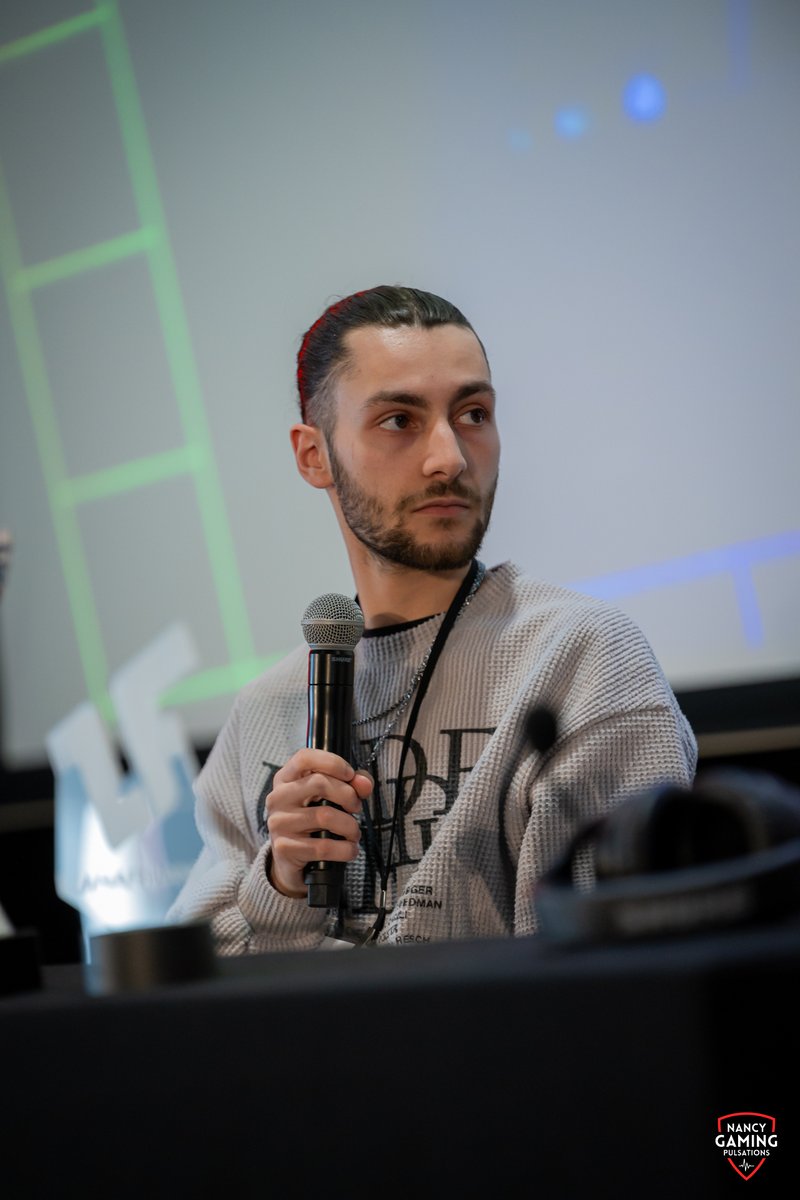 LANA France tweet media