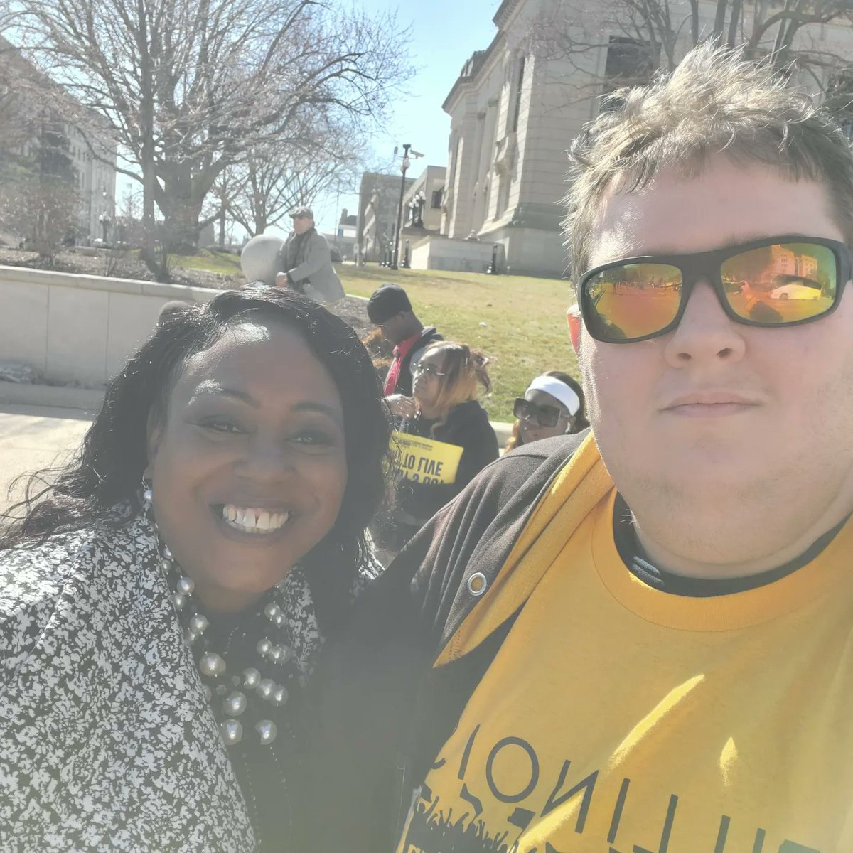 Indivisible Metro East tweet media