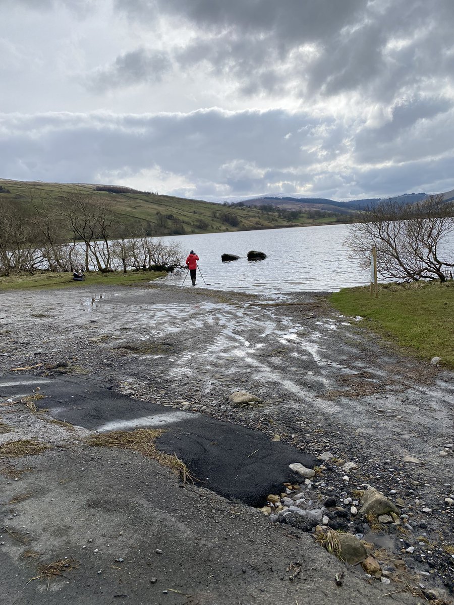 HighBleanBandB's tweet photo. Getting the perfect photo takes time. Him not me!
#semerwater https://t.co/AfaZCcm9Gc