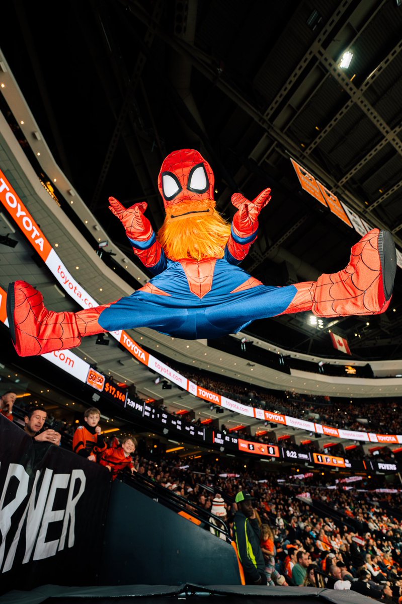 GrittyNHL's tweet photo. me when i find the guy who pulled up on uncle ben https://t.co/64IvFp5VM5