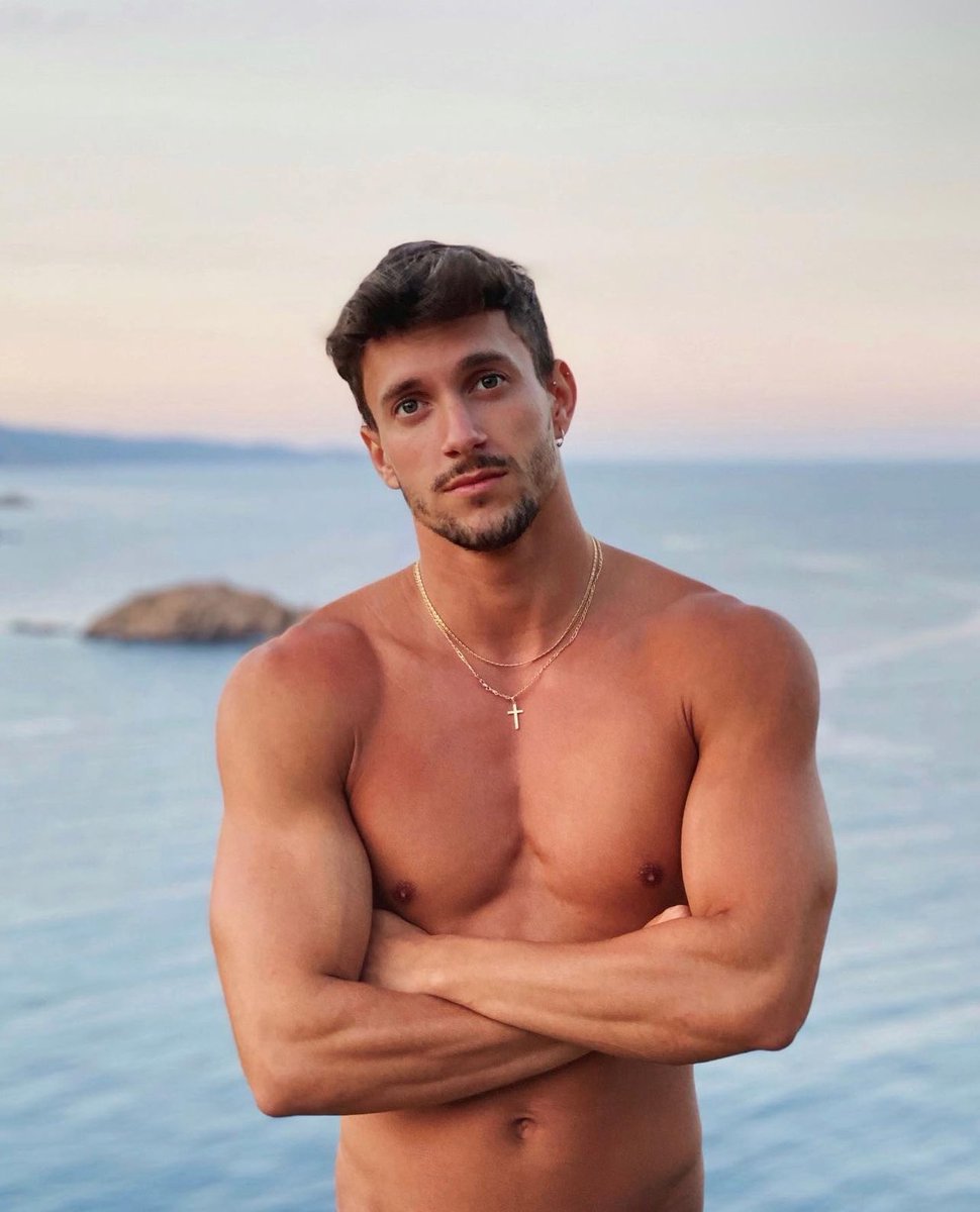 exploredbarista's tweet image. ⠀⠀⠀⠀⠀⠀⠀⠀⠀⠀⠀⠀ 

                    𝐸𝑣𝑎𝑛𝑔𝑒𝑙𝑜𝑠 𝑍𝑒𝑟𝑣𝑒𝑎𝑠

𝖣𝖾𝗌𝖼𝖾𝗇𝖽𝖺𝗇𝗍 𝗈𝖿 𝖠𝗉𝗁𝗋𝗈𝖽𝗂𝗍𝖾. 𝖡𝗂𝗌𝖾𝗑𝗎𝖺𝗅, 𝖵𝖾𝗋𝗌𝖾. 𝖬𝖺𝗅𝖾 𝗅𝖾𝖺𝗇. 𝖱𝗈𝗆𝖺𝗇𝗂𝖺𝗇 𝗁𝗈𝗍𝗍𝗂𝖾. 𝖥𝗈𝗋𝗆𝖾𝗋 𝗌𝗍𝗋𝗂𝗉𝗉𝖾𝗋. 𝖳𝗎𝗋𝗇𝖾𝖽 𝗆𝗈𝖽𝖾𝗅.

⠀