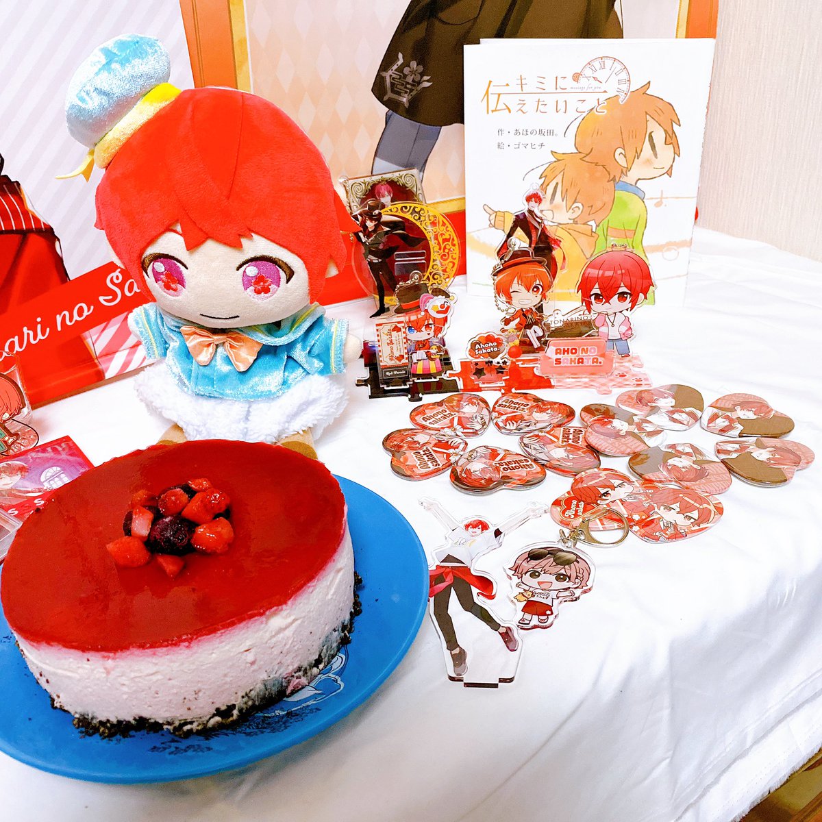 Lapine_sen's tweet photo. 15周年おめでとうございます！そして"坂田さん,, でい続けてくれてありがとうございます。そのおかげで坂田さんに出会えました。いつもたくさんの幸せをありがとう
坂田さんがずっと幸せに笑っていられますように
だいすき！

  #あほの坂田15周年
  #となりの坂田15周年
  #坂田です https://t.co/Yxsyv5mItm