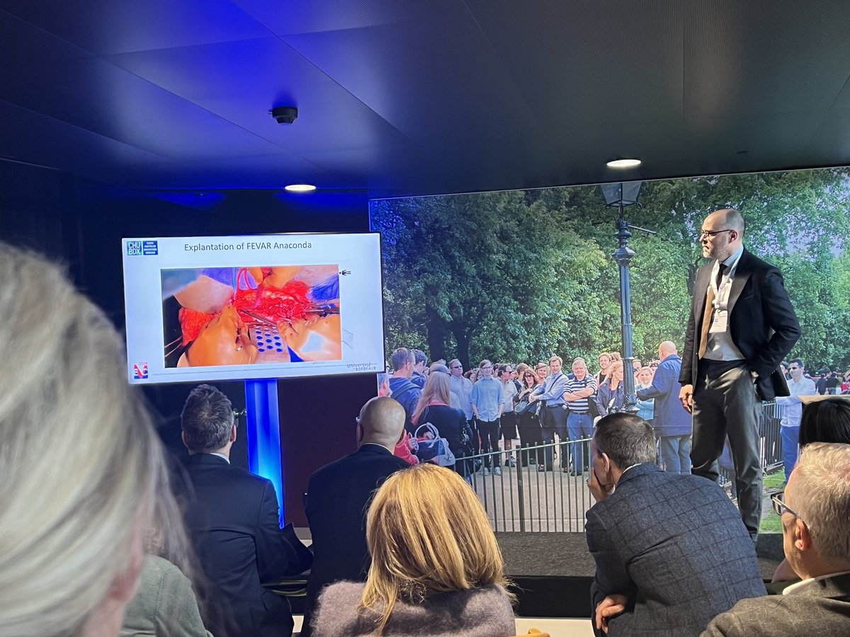 Excellence masterclass from the master himself <a href="/XavierBerardMD/">Xavier Berard</a> at European Vascular Course