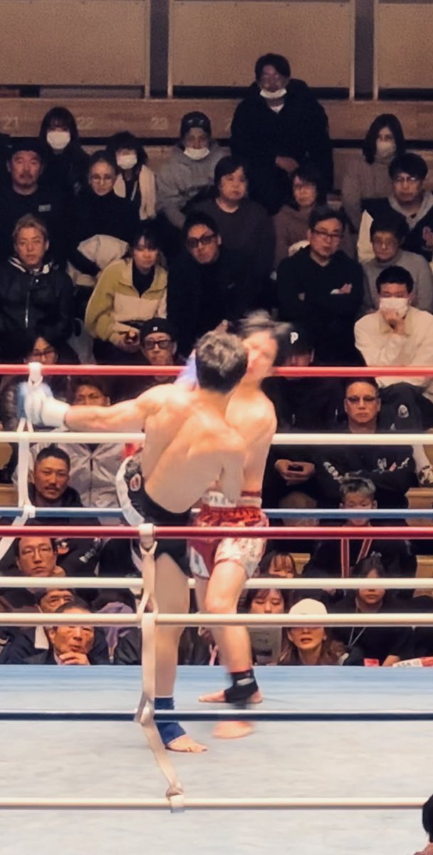 fromhell1023's tweet photo. やったなジョニー🥊🔥✨

おめでとう🏆✨
16年間応援してやっと願い叶った🥊🔥✨

#新日本キックボクシング
#ジョニー・オリベイラ https://t.co/74QSSNPgiB