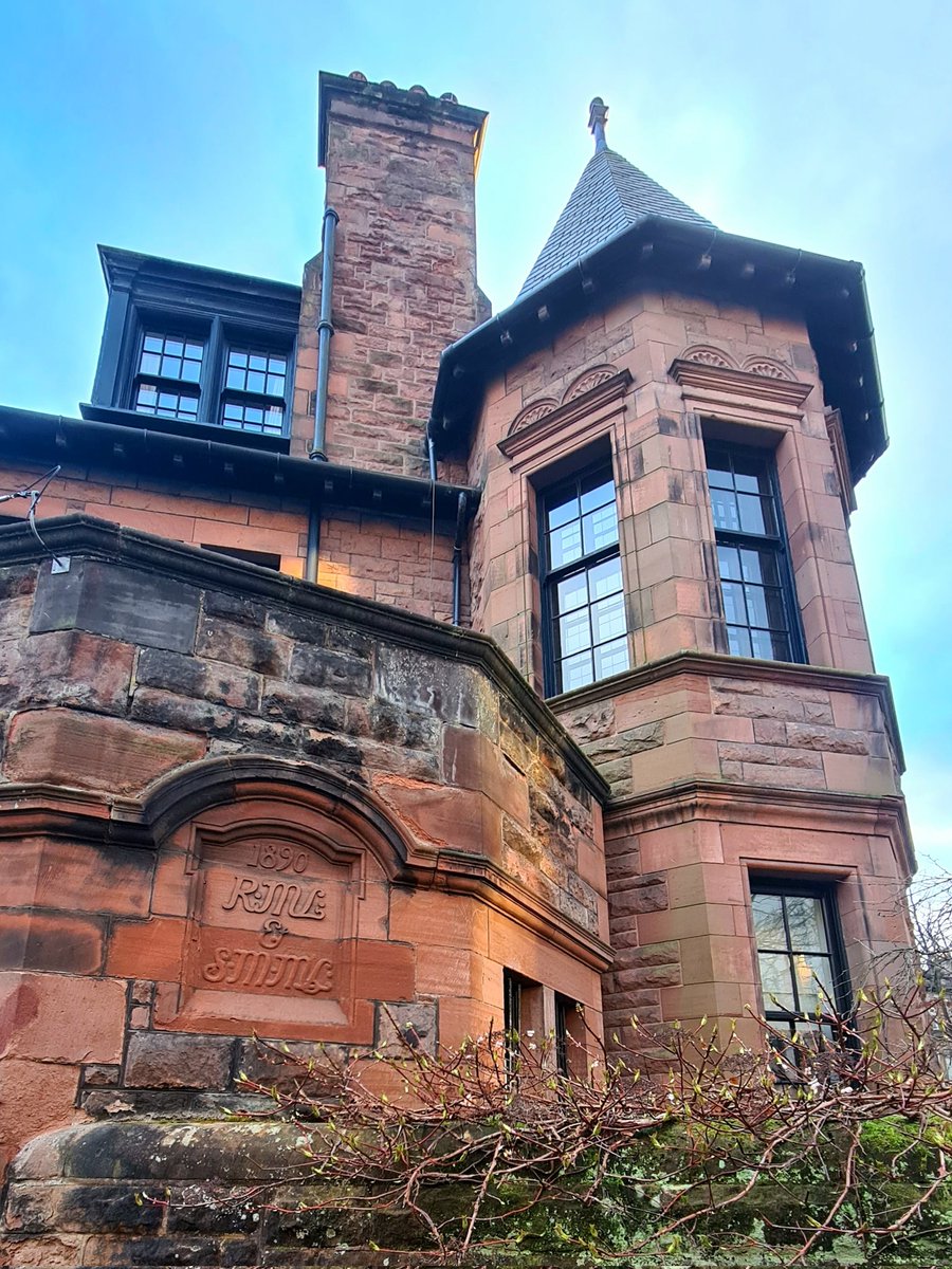 Westdel on Queen's Place in the Hyndland area of Glasgow. Designed by George Washington Browne, it was built in 1890 for Robert MacLehose, who ran the Glasgow University Press and whose initials are inscirbed on its date plaque.

Cont./

#glasgow #architecture #glasgowbuildings