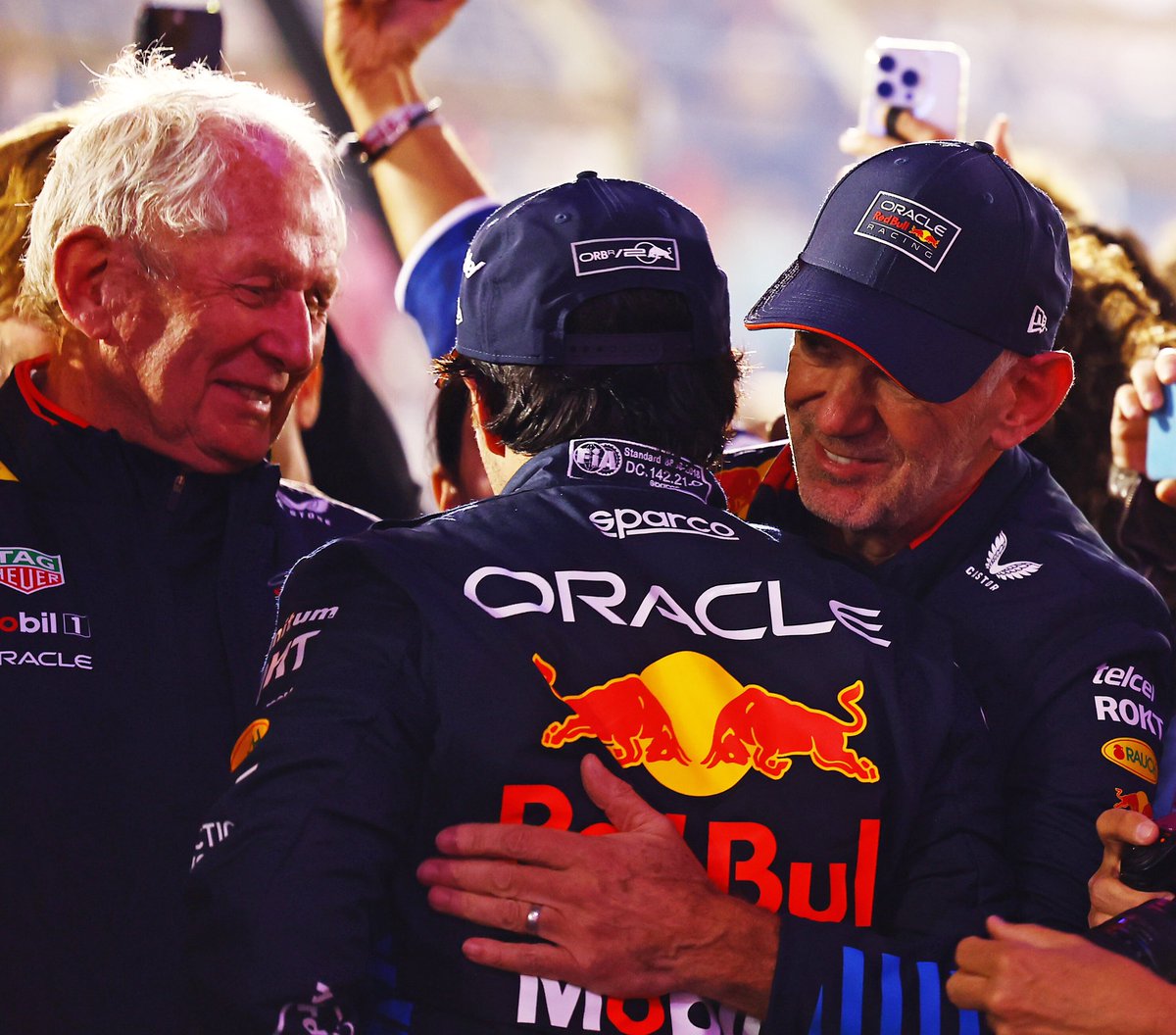 redbulletin's tweet image. 🗣️ | 🇧🇭 Helmut Marko on Checo’s race performance 

“It wouldn’t have made any sense to push the pace. He had Sainz under control and there was no chance of moving forward.”

“Perez therefore did absolutely the right thing tactically and never pushed.

To put it another way, he…