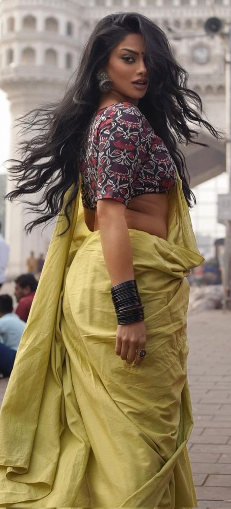 GHwbvfiWYAAmotE?format=jpg&name=large