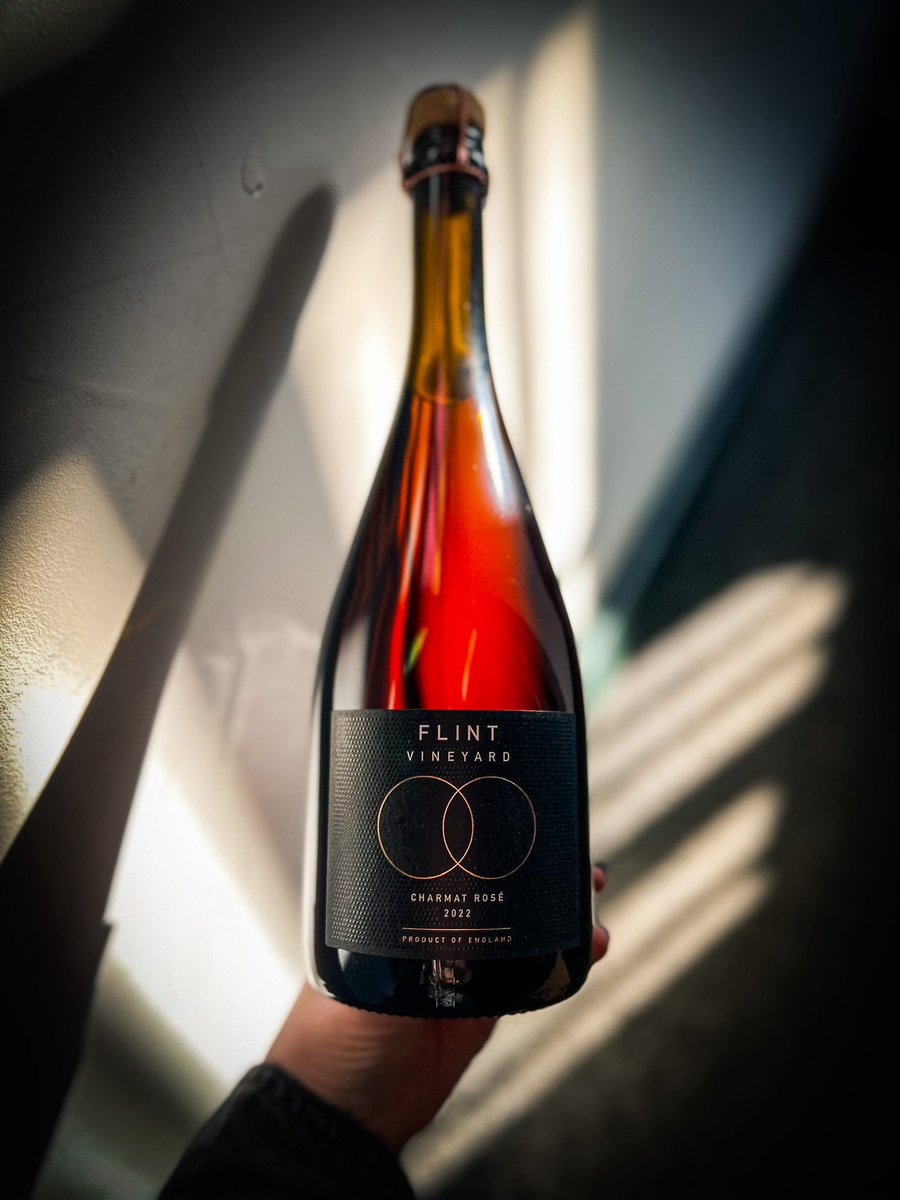 QUICK! THE SUN IS OUT! GRAB SOME ROSÉ! 😱☀️

Brand new in is this Charmat Method (secondary fermentation in tank rather than bottle) Rosé from <a href="/FlintVineyard/">Flint Vineyard</a> Norfolk. 

It’s vibrant in colour, full of fresh cherry aromas and a palate of summer fruits. £25.99.