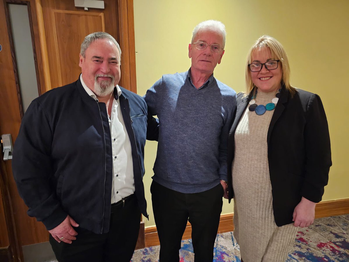 GildernewColm's tweet photo. Great evening in Tullamore meeting with Local Govt election candidates and campaign teams from across #Laois and #Offally. 

Positive change is taking place right across Ireland. 

#vótáilsinnféin https://t.co/N9iY9CfegP