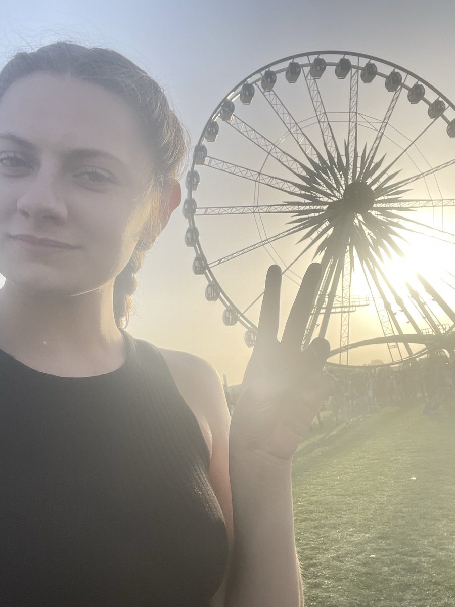 Selling my Coachella WK 1 &amp; car camping pass below face value. Happy to cover CAD/US shipping as well. 

Very sad to be missing this year, but Europe calls ✈️✈️✈️