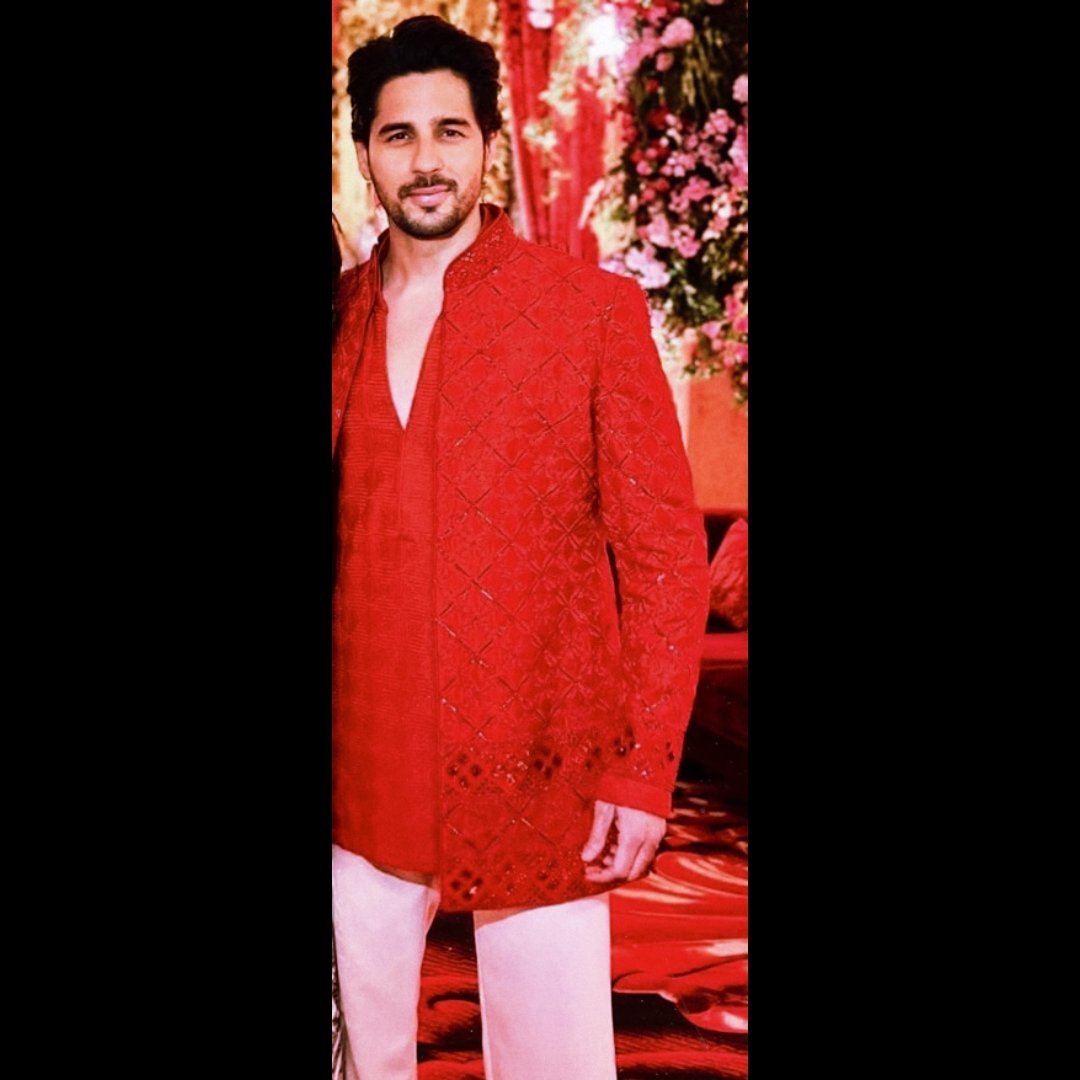 <a href="/SidMalhotra/">Sidharth Malhotra</a> waiting for you to post youe single photos too please🥲
