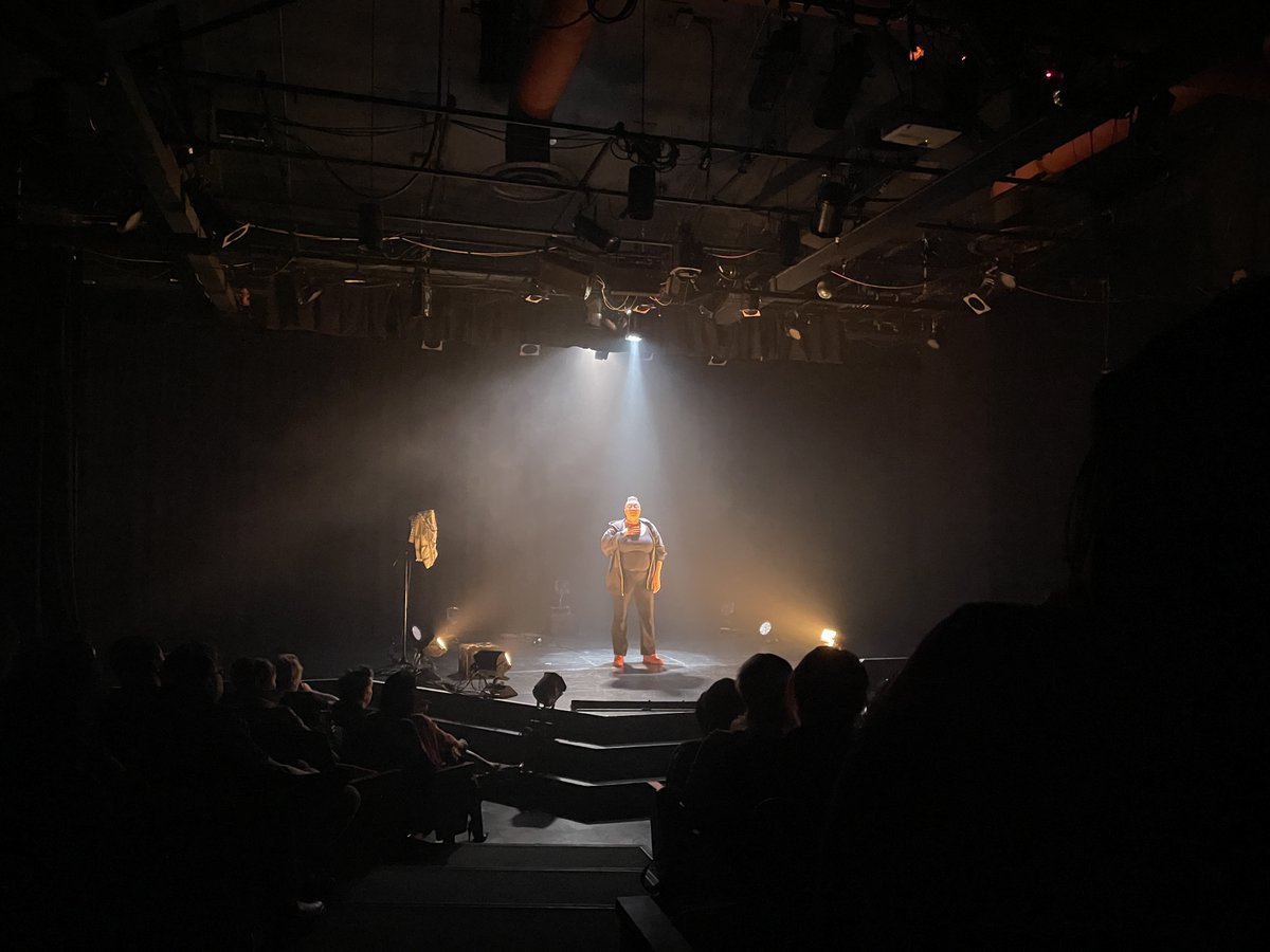 Memories of @BelladonnaNHP/@beyondwallsTPM’s Sound of the Beast! Thanks to @RumbleTheatre @VanPoetryHouse & @PandemicTheatre for co-presenting this show, and to @granville_isle for their support. 📷: Sun Woo Baik #LivePuSh #PuSh2024 #LiveArt