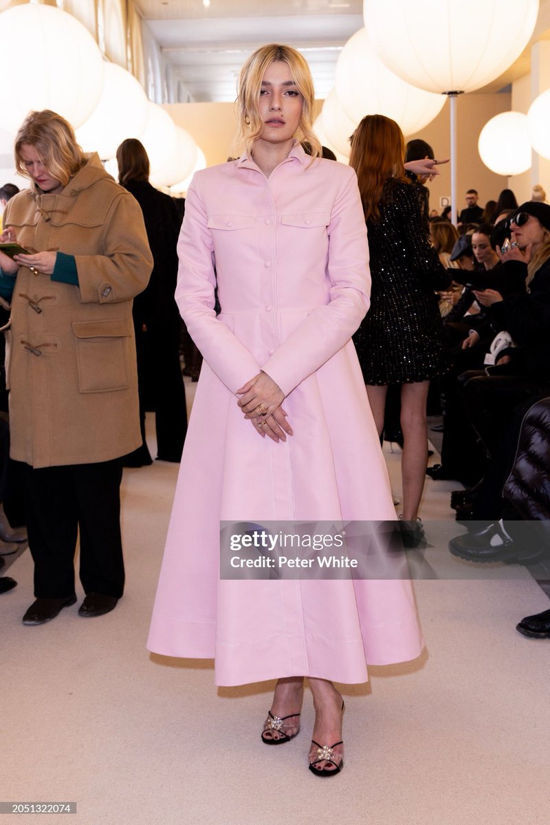 Eleonora attending #GiambattistaValli Fashion Show in #Paris during #PFW  • #EleonoraCarisi