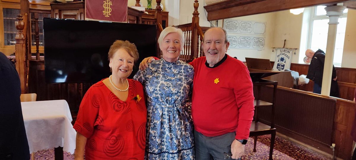 melanie pickman🏴 (@melymoo37) on Twitter photo No footie training for me today. Beautiful morning spent with the congregation of Sarron Chapel in Ammanford. Accepting a cheque for £800 on behalf of <a href="/KidneyWales/">Kidney Wales</a> to support families living with CKD. Your generosity is amazing. Thank you to Mike Rees for sharing his story💚 No footie training for me today. Beautiful morning spent with the congregation of Sarron Chapel in Ammanford. Accepting a cheque for £800 on behalf of <a href="/KidneyWales/">Kidney Wales</a> to support families living with CKD. Your generosity is amazing. Thank you to Mike Rees for sharing his story💚