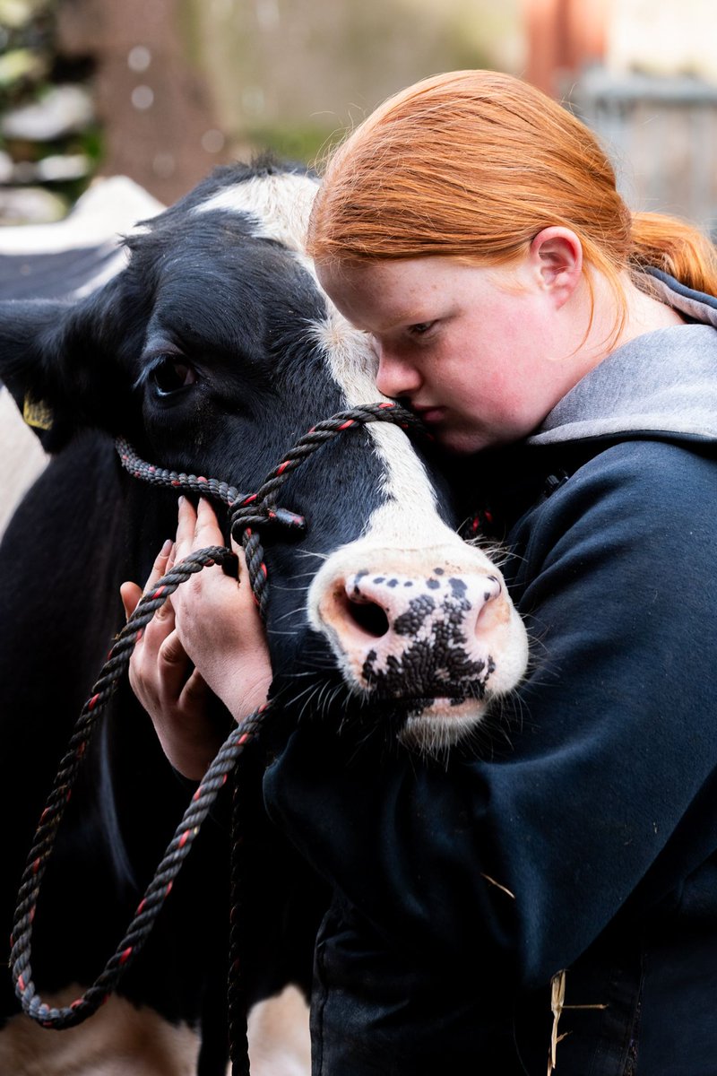 Peter Hynes 🐄🥛🇮🇪 (@peterhynes15) on Twitter photo Friends saying goodbye
<a href="/irish_cow/">IrishCowGirl</a> ✈️ out to 🇬🇧 to get ready for Borderway UK Dairy Expo in the middle of March.
Wishing you the luck of the Irish on #StPatricks weekend 💪🇮🇪🐄
#TeamDairy #UKDairyExpo Friends saying goodbye
<a href="/irish_cow/">IrishCowGirl</a> ✈️ out to 🇬🇧 to get ready for Borderway UK Dairy Expo in the middle of March.
Wishing you the luck of the Irish on #StPatricks weekend 💪🇮🇪🐄
#TeamDairy #UKDairyExpo