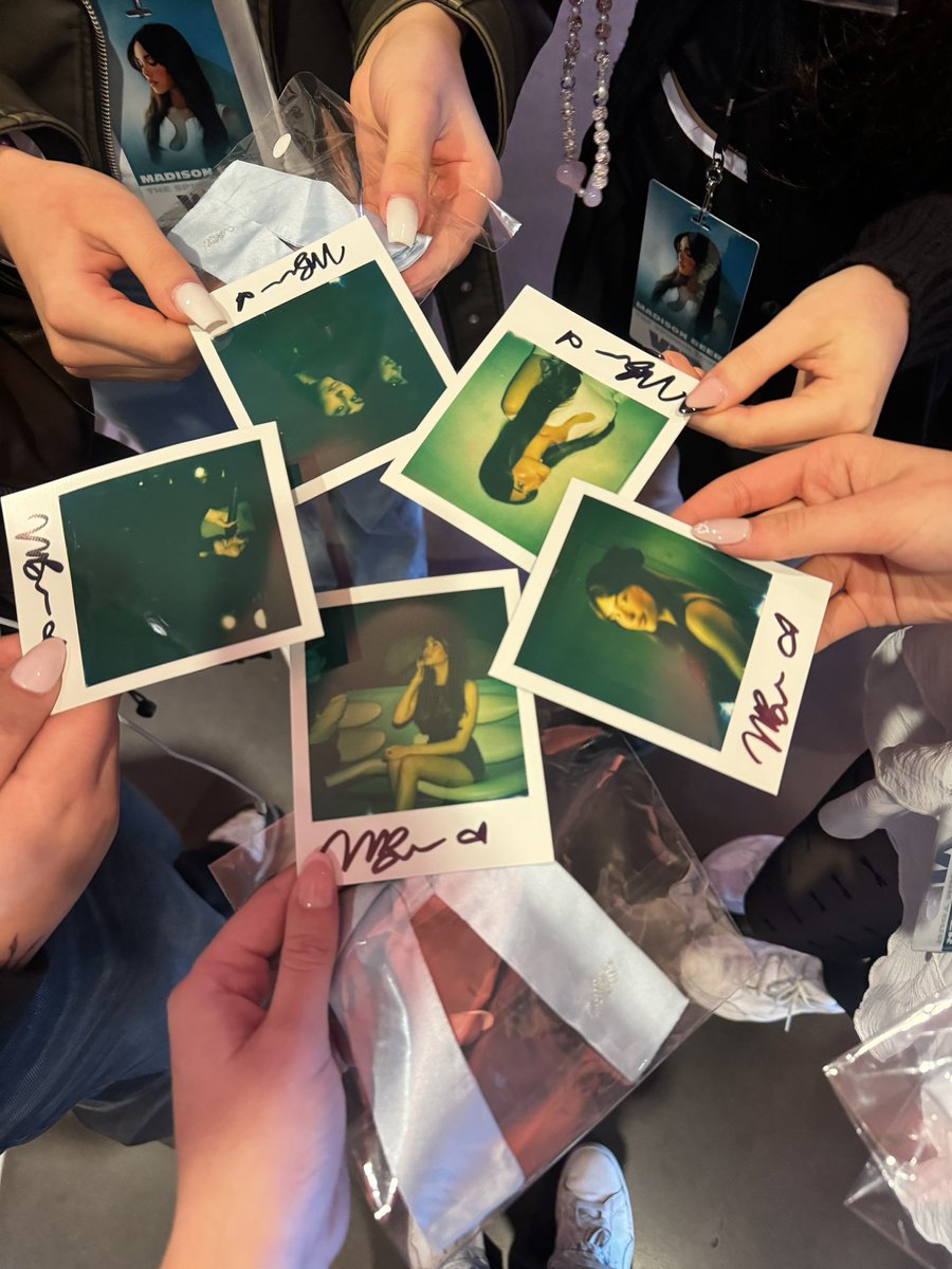 recklesssennae's tweet image. IEEEEE