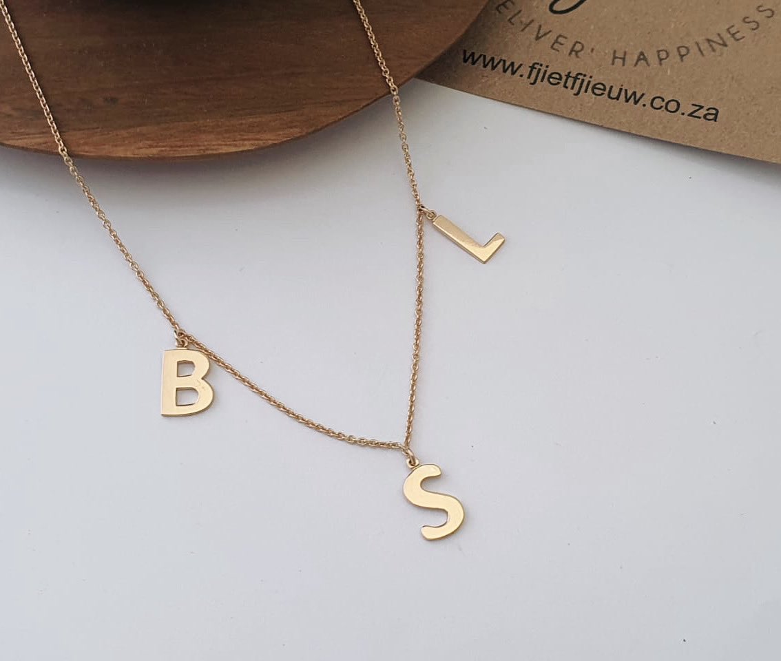Gold Plated Sterling Silver Initial Charm Necklace! 

#goldplated #goldplatedsterlingsilver #sterlingsilver #initial #letter #initialcharm #lettercharm #neckpiece #necklace #letssparkle #fjietfjieuw #wedeliverhappiness