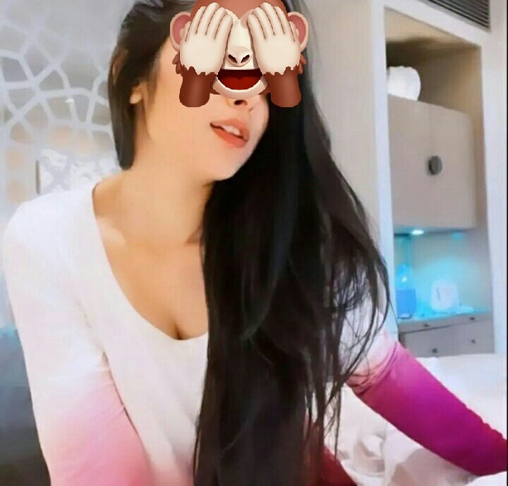 Hello friends and x family 😽