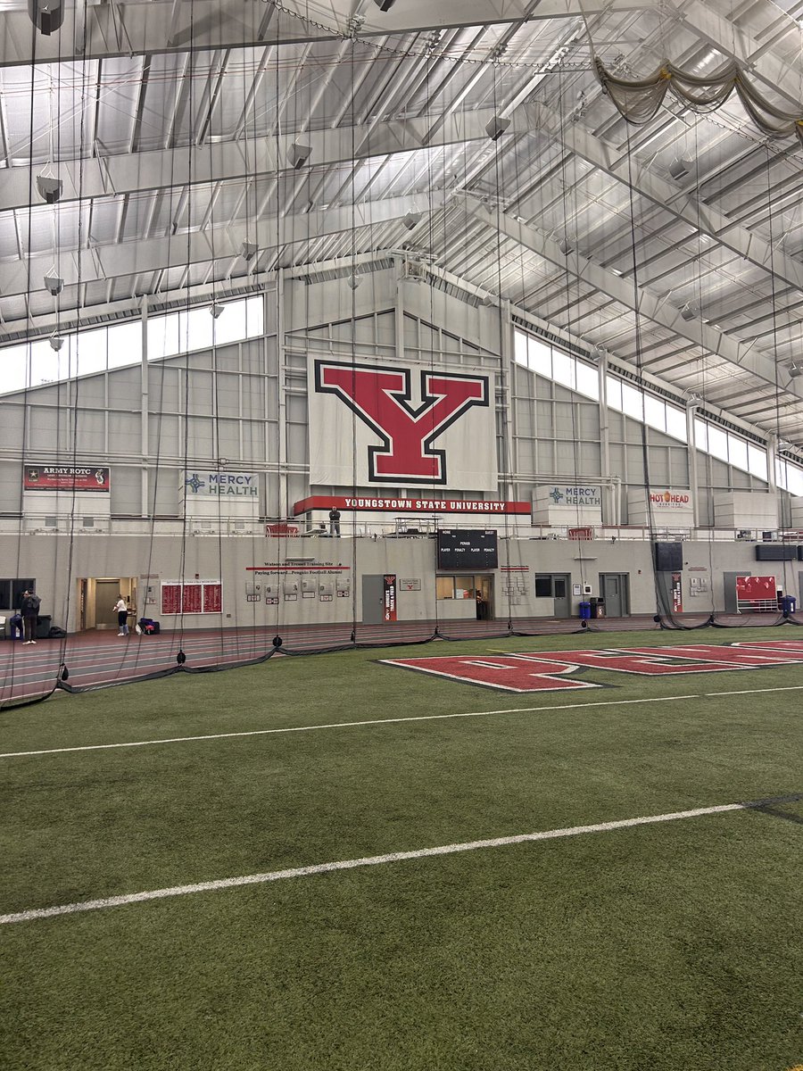 Mrs. Gibson tweet media