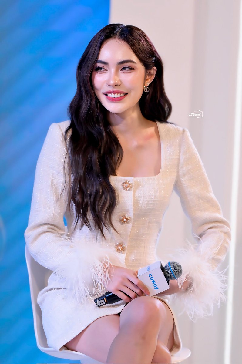 I would like to thank the brand @Coway_Thailand for inviting Charlotte to this significant event. Thank you for trusting her to represent your product. I wish for many more future events that you have the opportunity to invite Charlotte to.

#CowayxCharlotteAustin
@itscharlotty
