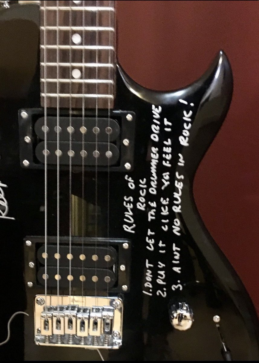 tickettomato's tweet photo. I need of a little help.  The Ticket Tomato office was broken into this morning.  The thieves stole a black Ibanez electric guitar signed by Chris Isaak. This guitar is very special to me because it was my best friend Lisa’s this is one of the few things I have to remember her. https://t.co/ltqKhnrTl1