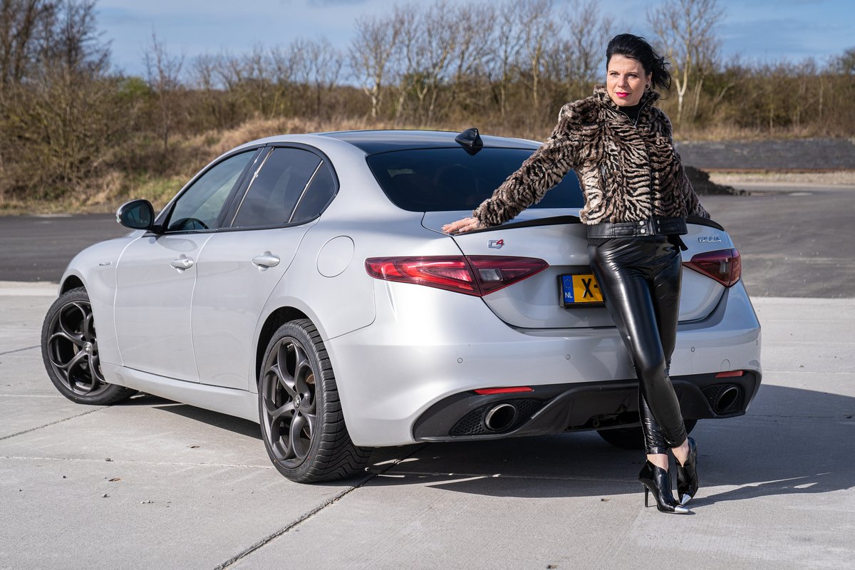 Happy wife, happy life!! Q4 Veloce!
#alfaromeo #alfaromeogiulia #alfagiulia #giuliaq4 #giuliaveloce